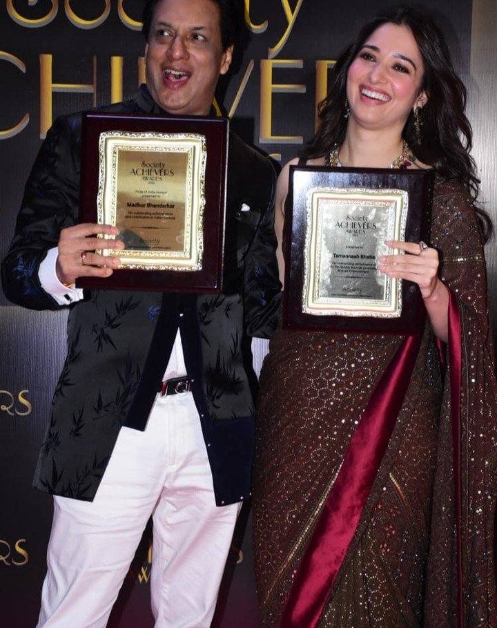 tamannaah bhatia in a brown saree for society achievers awards1