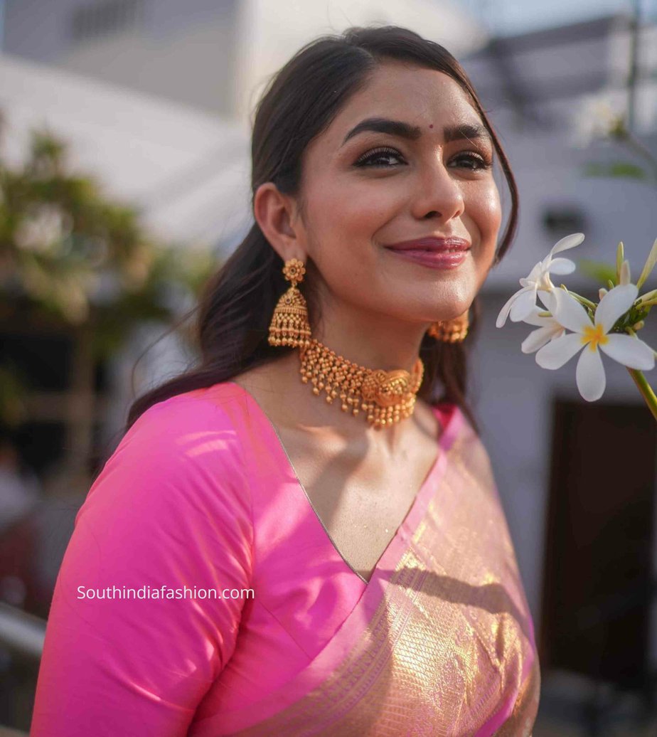 mrunal thakur kanjeevaram saree (1)